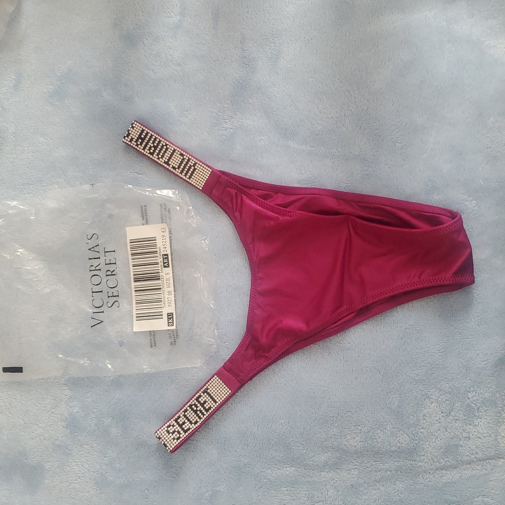 New Victorias Secret Very Sexy Logo Shine Strap Brazilian Panty Size Small